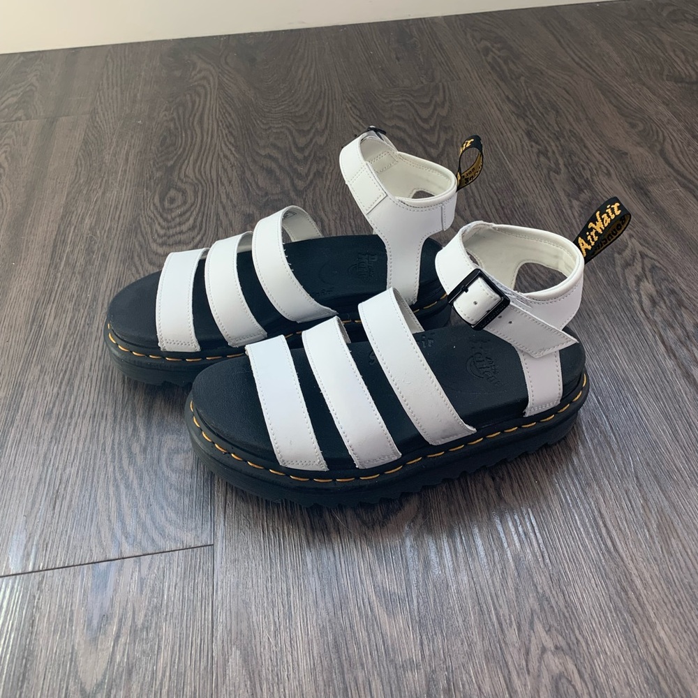 Blaire Hydro Leather Strap Sandles